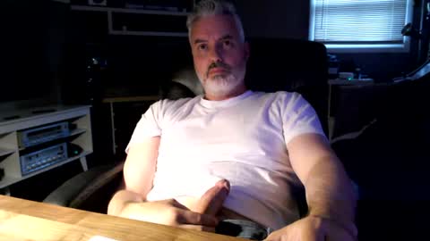 Snapshot of dr_dave20 chatting on 1, 8, 2026 dr_dave20 online show from 1, 8, 2026
