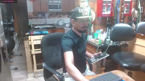 Snapshot of dr_simon84 chatting on 3, 1, 2025 Dr Simon online show from 3, 1, 2025