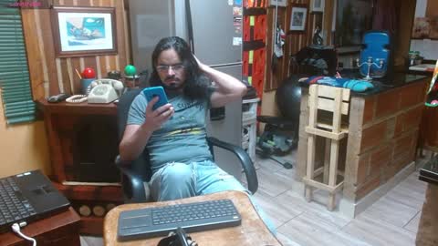 Snapshot of dr_simon84 chatting on 5, 1, 2025 Dr Simon online show from 5, 1, 2025