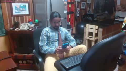 Snapshot of dr_simon84 chatting on 7, 1, 2025 Dr Simon online show from 7, 1, 2025