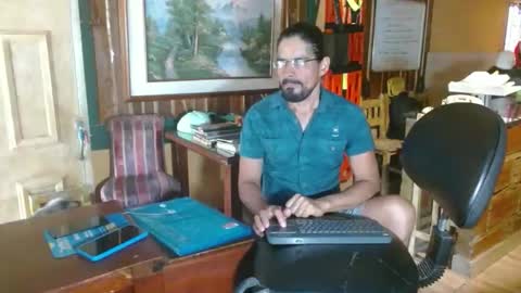 Snapshot of dr_simon84 chatting on 19, 5, 2026 Dr Simon online show from 19, 5, 2026