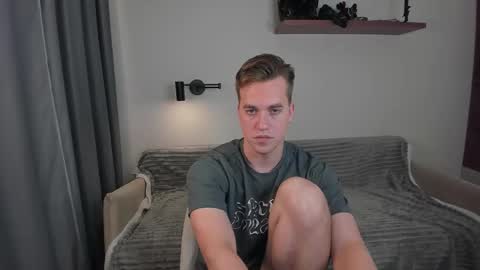 Snapshot of dr_your_dream chatting on 13, 9, 2025 Mervin online show from 13, 9, 2025