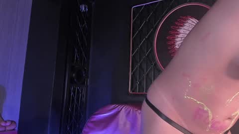 Lissa  Or DRACARYSS your dragon Queen  online show from 18, 1, 2025