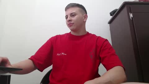 draco_boy2000 online show from 6, 10, 2025