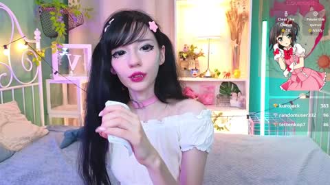 Snapshot of draculaura_ chatting on 5, 12, 2024 Draculaura online show from 5, 12, 2024