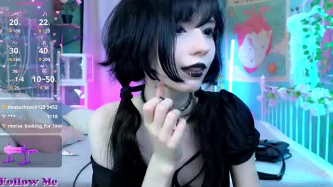 Snapshot of draculaura_ chatting on 5, 3, 2025 Draculaura online show from 5, 3, 2025