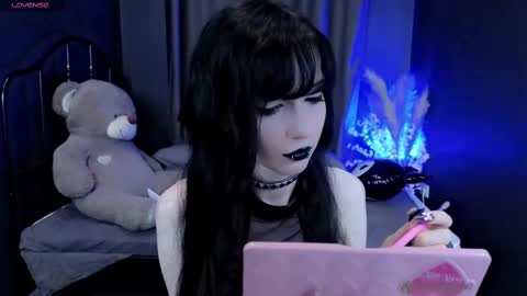Snapshot of draculaura_ chatting on 11, 3, 2025 Draculaura online show from 11, 3, 2025