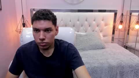 Snapshot of drake_miller7 chatting on 14, 12, 2025 Drake Miller online show from 14, 12, 2025