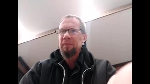 Snapshot of drakefimon chatting on 4, 12, 2025 drakefimon online show from 4, 12, 2025