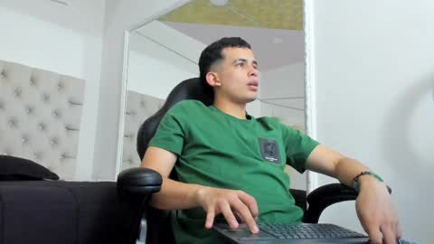Snapshot of drakostone chatting on 7, 4, 2026 Drako online show from 7, 4, 2026