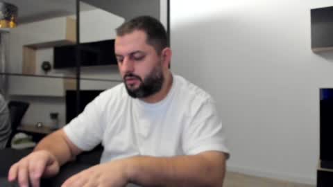 Snapshot of draven_a chatting on 4, 2, 2025 Draven A online show from 4, 2, 2025