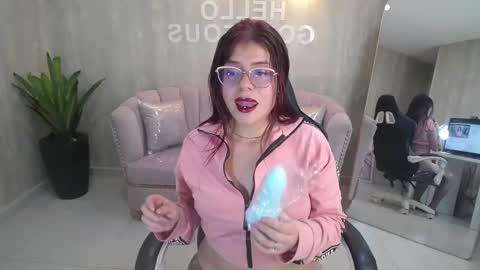 Snapshot of draviana_a chatting on 19, 9, 2025 Draviana online show from 19, 9, 2025