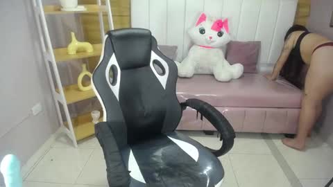 Snapshot of draviana_a chatting on 5, 10, 2025 Draviana online show from 5, 10, 2025