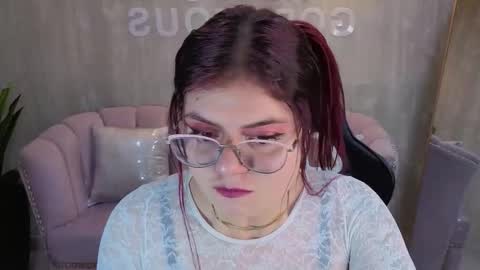 Snapshot of draviana_a chatting on 17, 10, 2025 Draviana online show from 17, 10, 2025