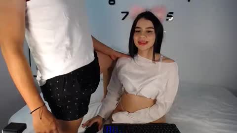 Snapshot of dravith_and_valery chatting on 13, 5, 2026 -- nicolle and jhon -- online show from 13, 5, 2026