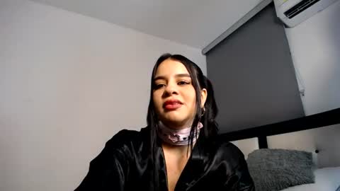 Snapshot of dravith_and_valery chatting on 28, 6, 2026 -- nicolle and jhon -- online show from 28, 6, 2026