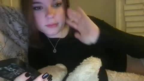 Snapshot of dream1girl_ chatting on 10, 1, 2025 ur dream girl online show from 10, 1, 2025