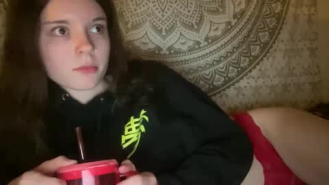Snapshot of dream1girl_ chatting on 22, 4, 2026 ur dream girl online show from 22, 4, 2026