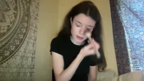 Snapshot of dream1girl_ chatting on 23, 4, 2026 ur dream girl online show from 23, 4, 2026