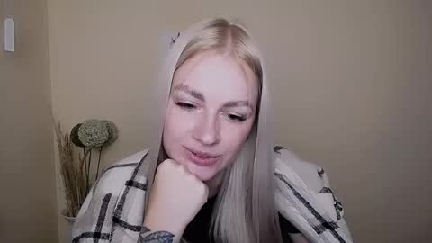 Snapshot of dream_dolly_ chatting on 21, 9, 2025 dream_dolly_ online show from 21, 9, 2025