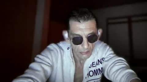 Snapshot of dreambob chatting on 29, 11, 2025 Dreambob online show from 29, 11, 2025