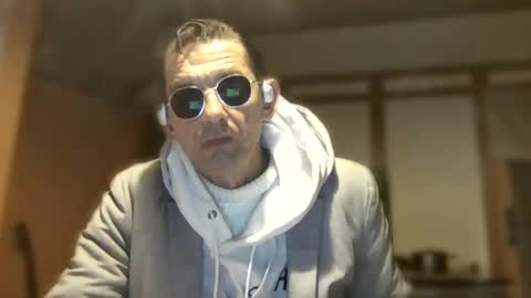 Snapshot of dreambob chatting on 1, 12, 2025 Dreambob online show from 1, 12, 2025