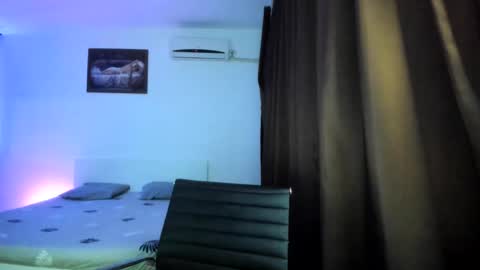 Snapshot of dreamboy240 chatting on 24, 5, 2026 Johnny online show from 24, 5, 2026