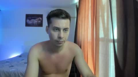 Snapshot of dreamboy240 chatting on 28, 5, 2026 Johnny online show from 28, 5, 2026