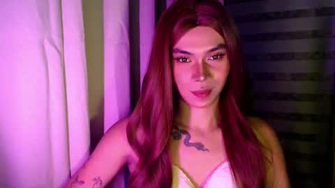 Snapshot of dreamcome_truexx chatting on 11, 2, 2026 true online show from 11, 2, 2026