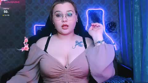 Snapshot of dreamforyoue2 chatting on 23, 5, 2026 dreamforyoue2 online show from 23, 5, 2026