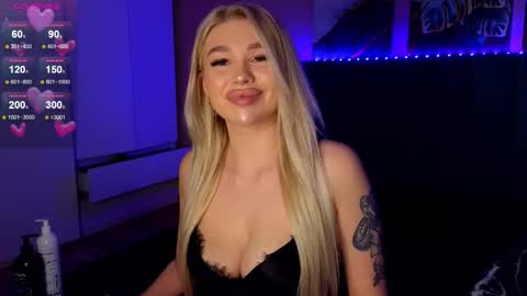Snapshot of dreamkisslove chatting on 8, 3, 2026 Mila online show from 8, 3, 2026