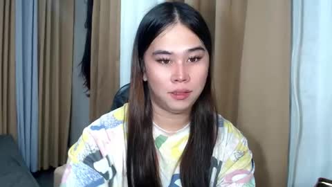 Snapshot of dreammegan chatting on 16, 10, 2025 Stacy DONT FORGET TO FOLLOW ME AND THUMBS UP my wife samgrg2 online show from 16, 10, 2025