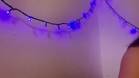 Snapshot of dreamyblushfairy chatting on 5, 12, 2024 Mila online show from 5, 12, 2024