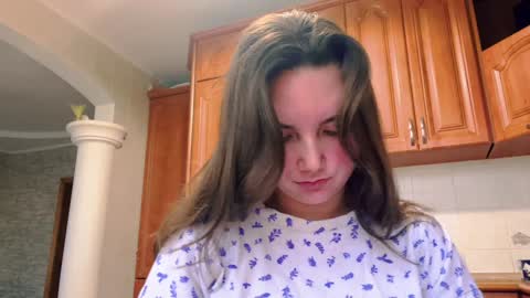Snapshot of dreamyblushfairy chatting on 7, 12, 2024 Mila online show from 7, 12, 2024