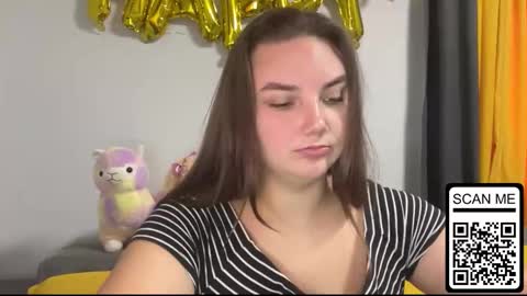 Snapshot of dreamyblushfairy chatting on 14, 9, 2025 Mila online show from 14, 9, 2025