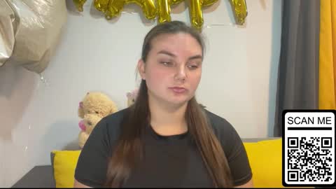 Snapshot of dreamyblushfairy chatting on 24, 9, 2025 Mila online show from 24, 9, 2025