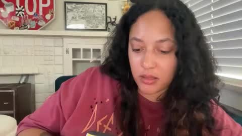 RIRI OR DREAMY online show from 18, 2, 2026