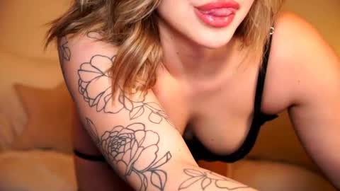 MISS B online show from 16, 4, 2026