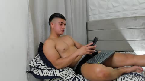 Snapshot of drekev_ chatting on 19, 12, 2024 Kevin online show from 19, 12, 2024