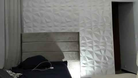 Snapshot of drekev_ chatting on 4, 1, 2025 Kevin online show from 4, 1, 2025