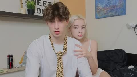 Mark online show from 16, 4, 2026