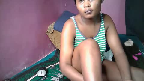 Snapshot of drip_swt chatting on 5, 12, 2025 drip_swt online show from 5, 12, 2025