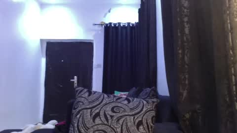 Snapshot of dripping_luna chatting on 1, 2, 2025 dripping_luna online show from 1, 2, 2025