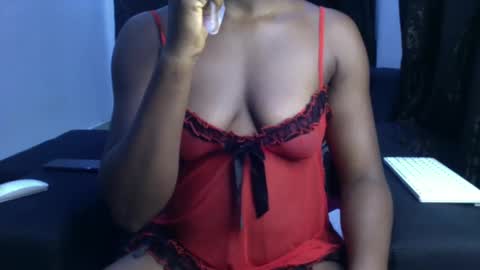Snapshot of dripping_luna chatting on 5, 2, 2025 dripping_luna online show from 5, 2, 2025