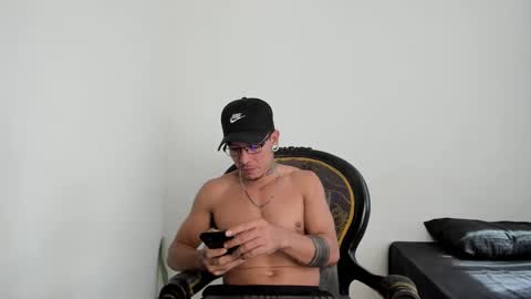 Snapshot of drizsx chatting on 14, 12, 2025 drizsx online show from 14, 12, 2025