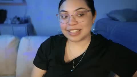 Snapshot of drizzypeach602 chatting on 4, 12, 2024 Drizzypeach602 online show from 4, 12, 2024