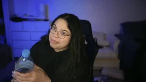 Snapshot of drizzypeach602 chatting on 2, 1, 2025 Drizzypeach602 online show from 2, 1, 2025