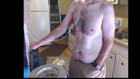 Hello Hope you enjoy what you see. I love attention in dirty talk and tips thickcock  edging precum dirtyTalk C2C online show from 7, 4, 2026