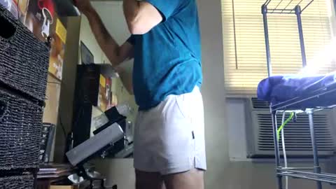 Snapshot of drmbigg chatting on 17, 6, 2026 Hello Hope you enjoy what you see. I love attention in dirty talk and tips thickcock edging precum dirtyTalk C2C online show from 17, 6, 2026