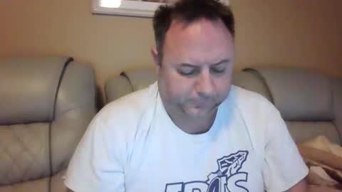 Snapshot of drow0909 chatting on 18, 12, 2025 Drow online show from 18, 12, 2025